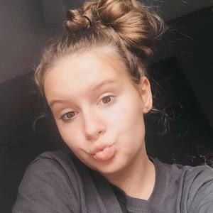 Meet your Posher, Katelynn